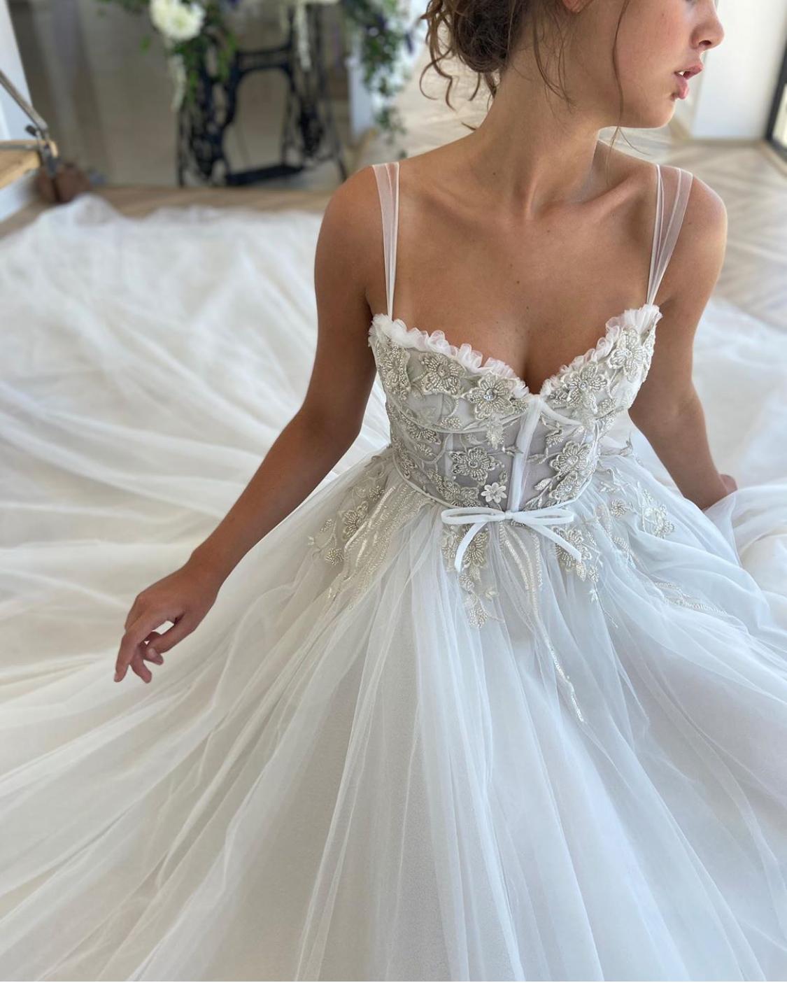 Vinca Enthralling Bridal Gown | Teuta ...